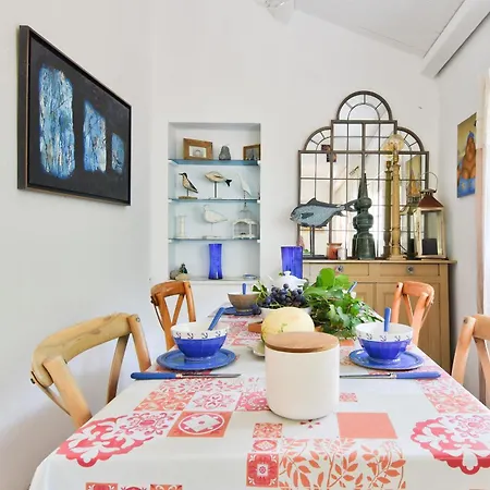 Tatil Evi 300 M De La - Jardin - Maison Pour 6 *
