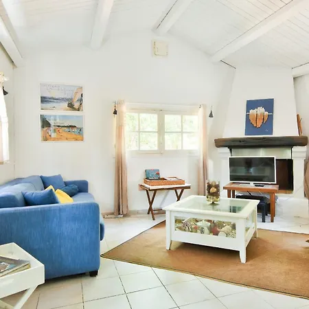 Tatil Evi 300 M De La - Jardin - Maison Pour 6