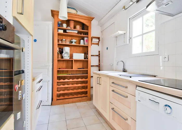 500 M De La - Jardin - Maison Pour 6 度假居 诺亚芒提亚