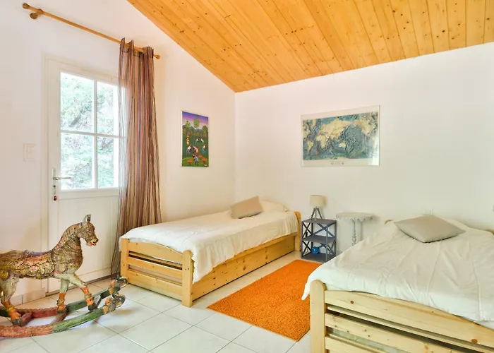 500 M De La - Jardin - Maison Pour 6